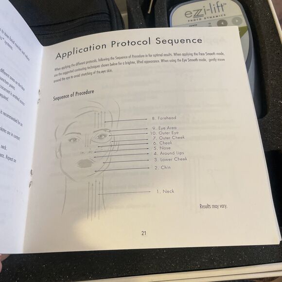 AVAZZIA EZZI-LIFT COSMETIC MICROCURRENT FACIAL MASSAGE AT HOME - Picture 3 of 10